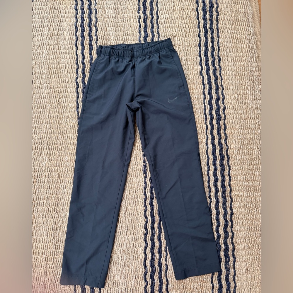 Nike Mens Dri-Fit black pants. Size small. Never worn.